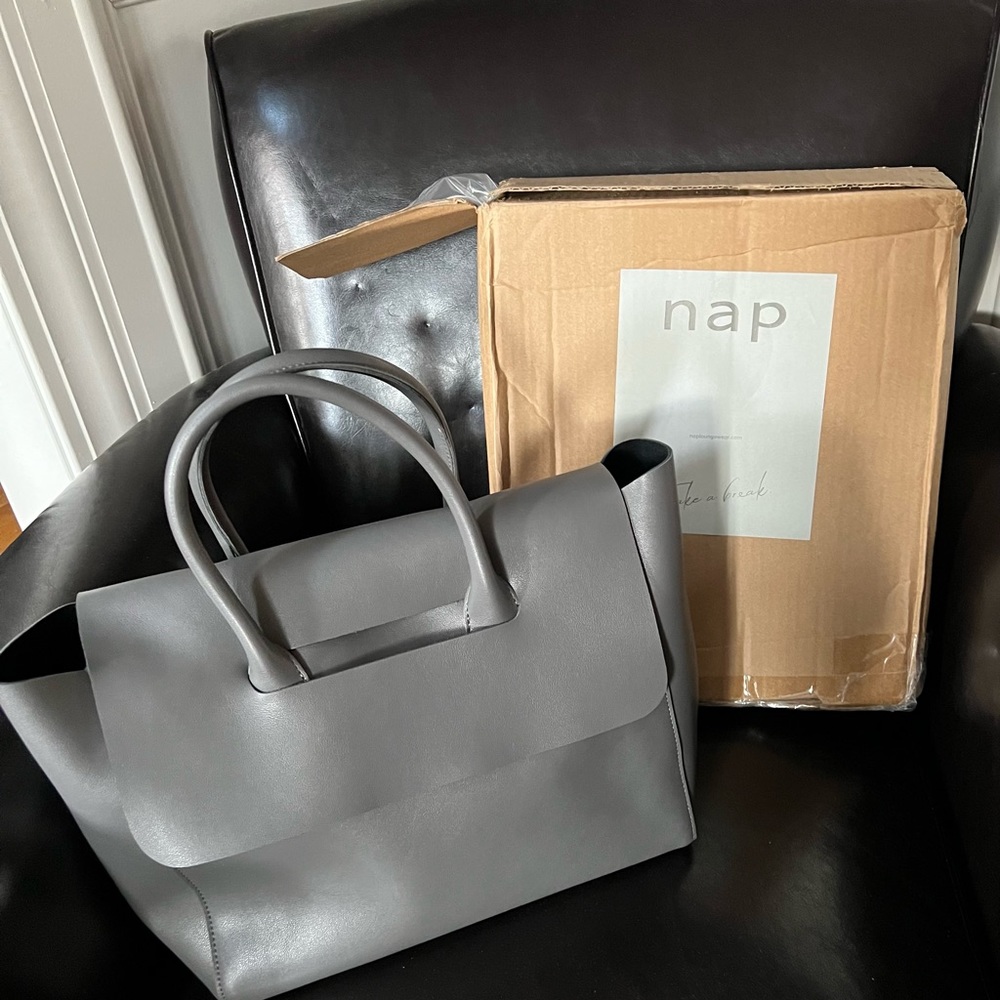 NAP Crossbody Chelsea Grey Purse